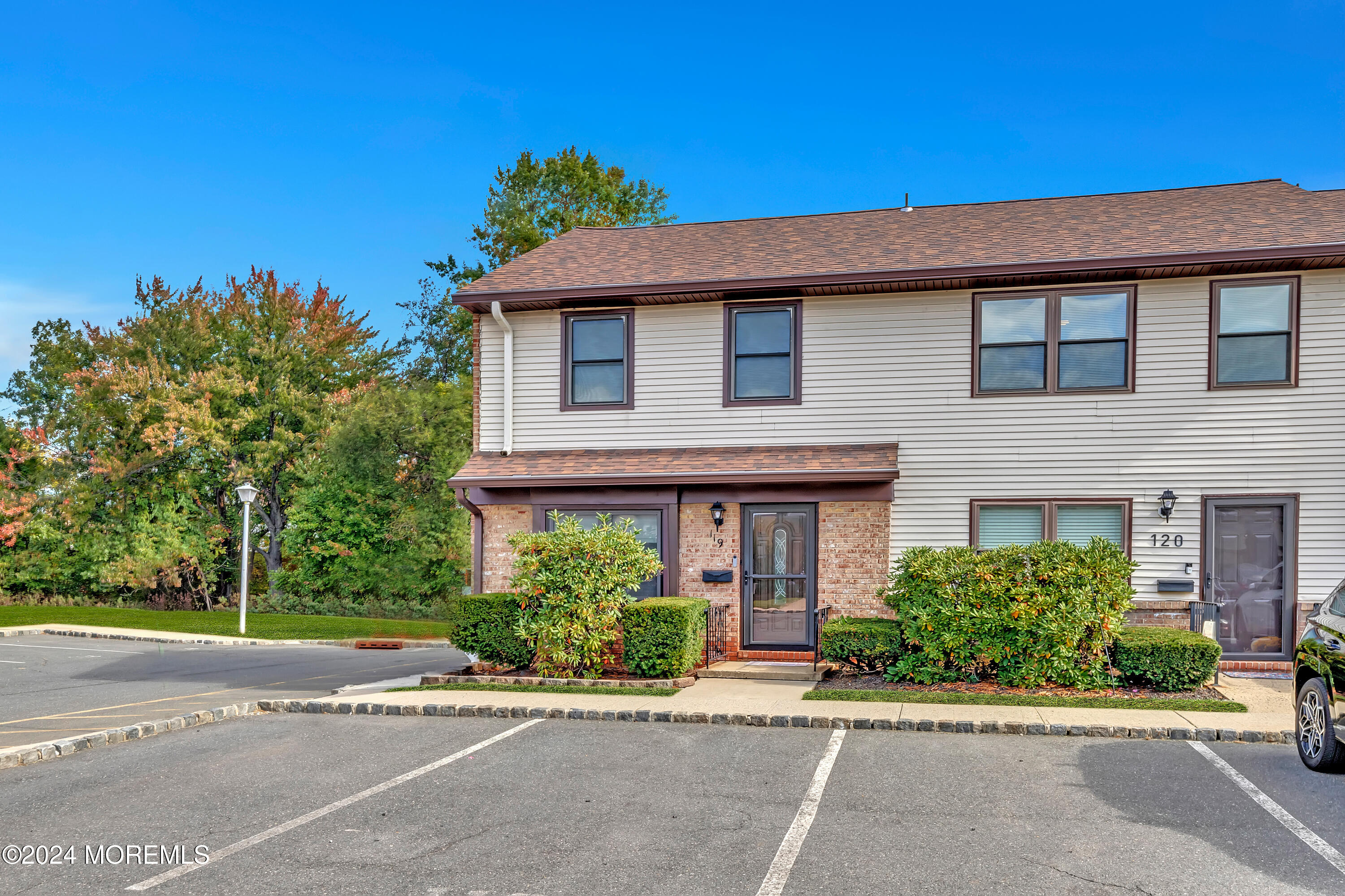 119 Village Green Way, Hazlet, New Jersey image 2