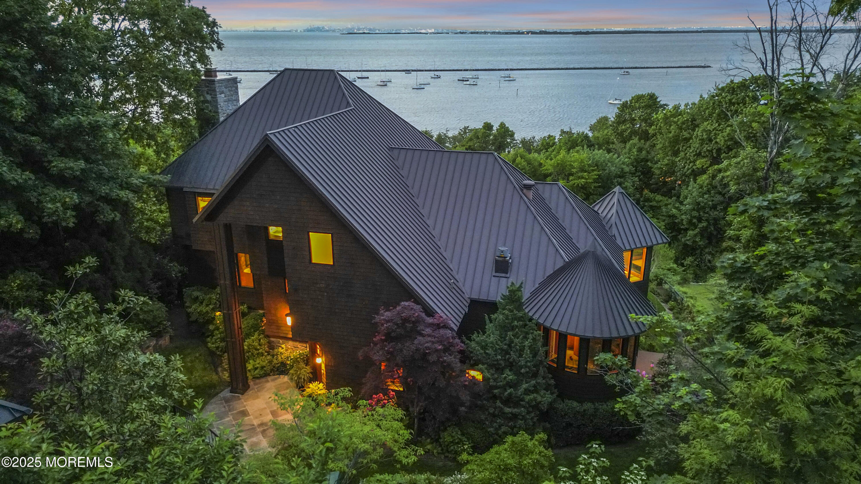 154 Ocean Boulevard, Atlantic Highlands, New Jersey image 1
