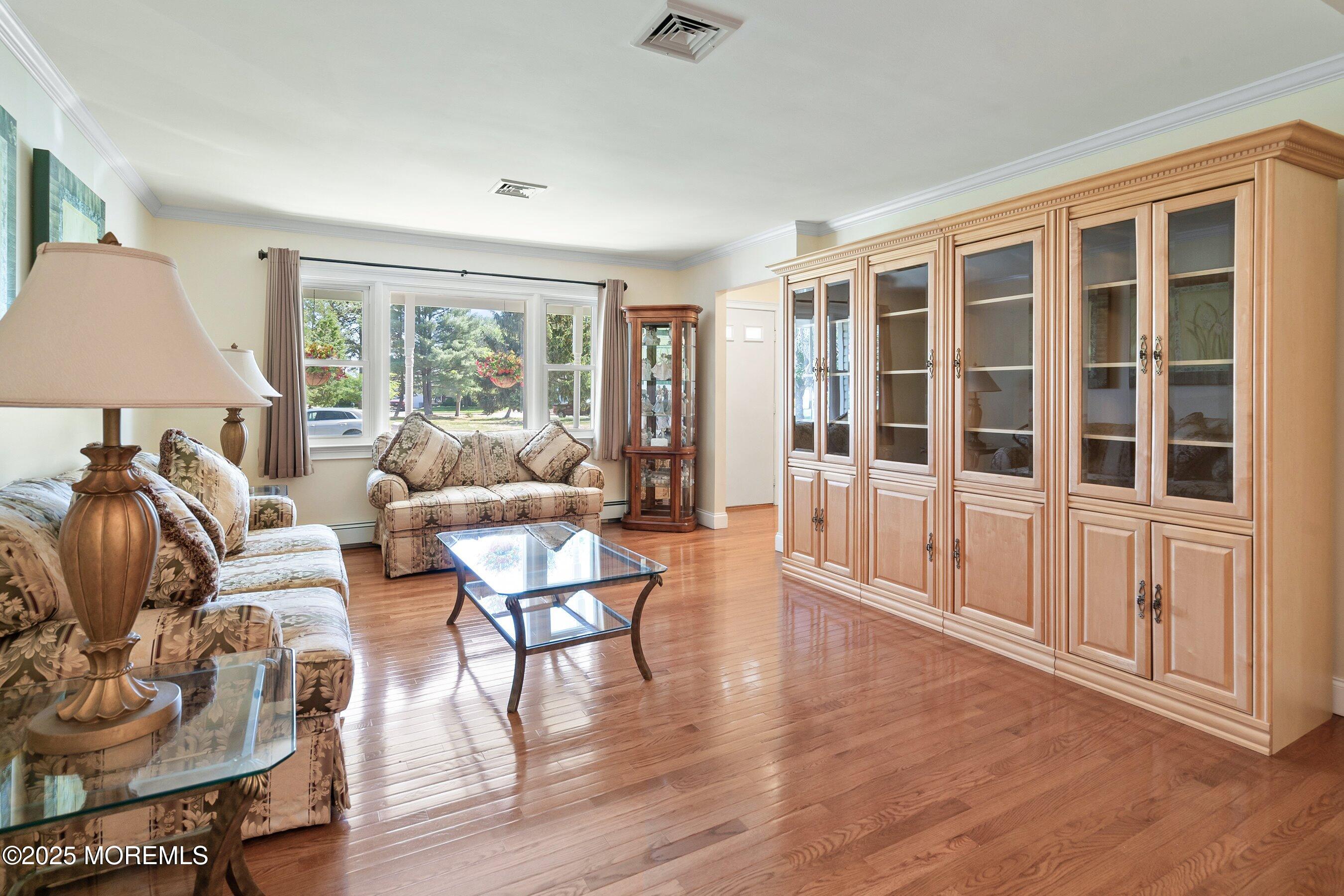 13 Cobham Court, Toms River, New Jersey image 8