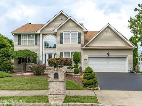 10 Heritage Drive, Englishtown, NJ 07726 - MLS#: 22506670