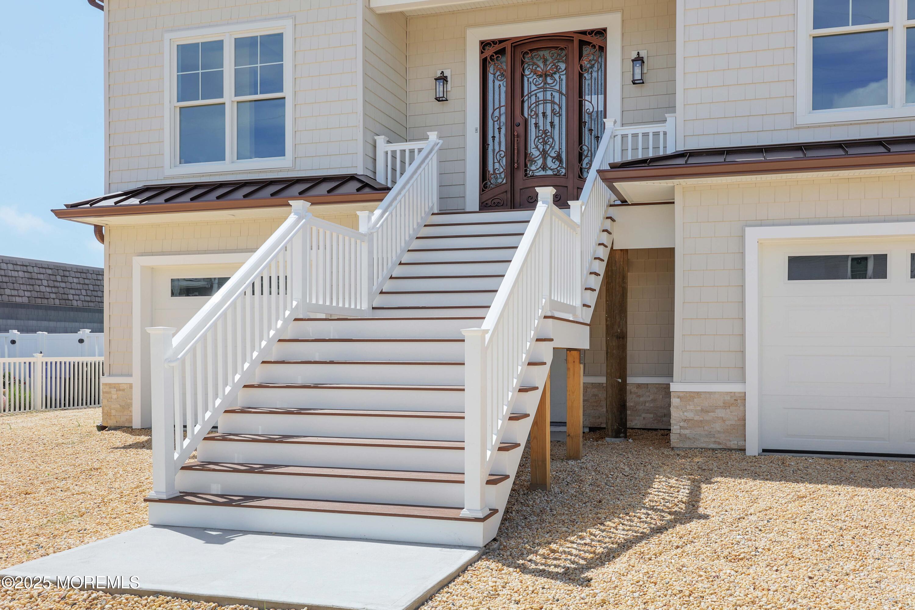 39 Bay Shore Drive