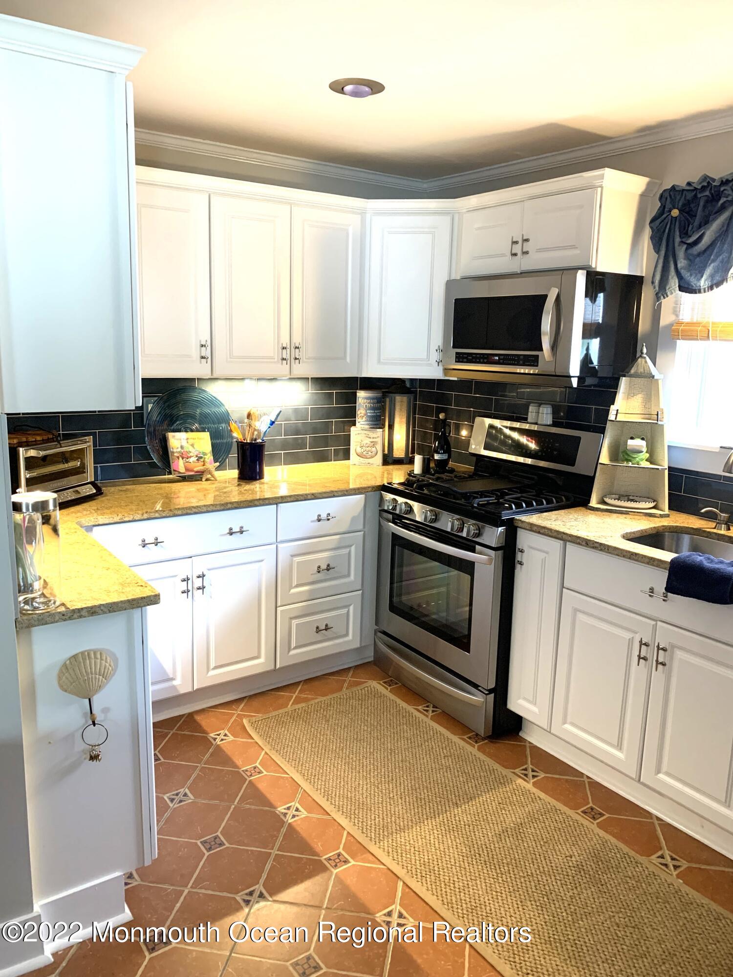 14 Cook Street Downstairs
