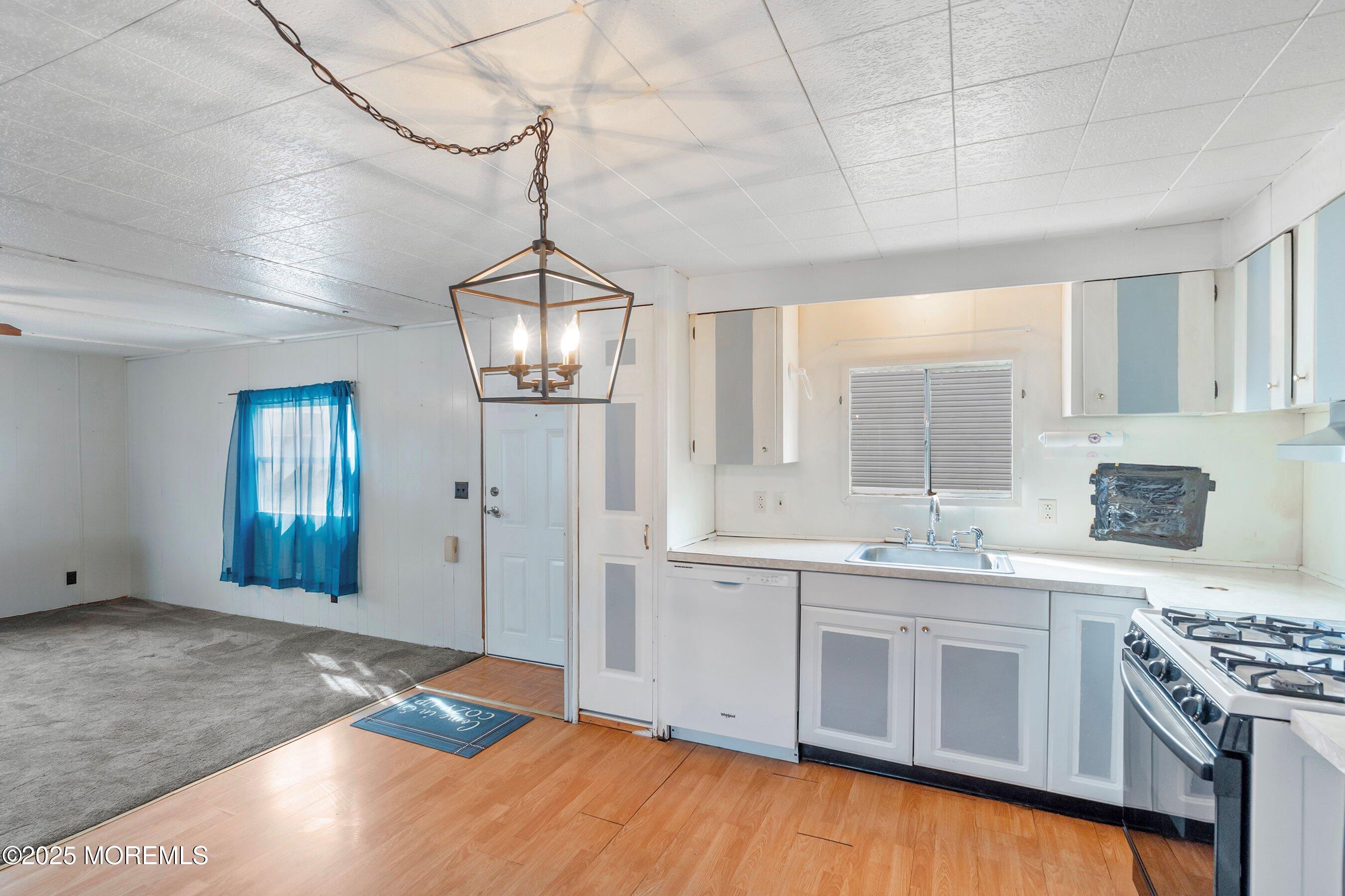 53 Marcia Memorial Circle, Jackson, New Jersey image 7