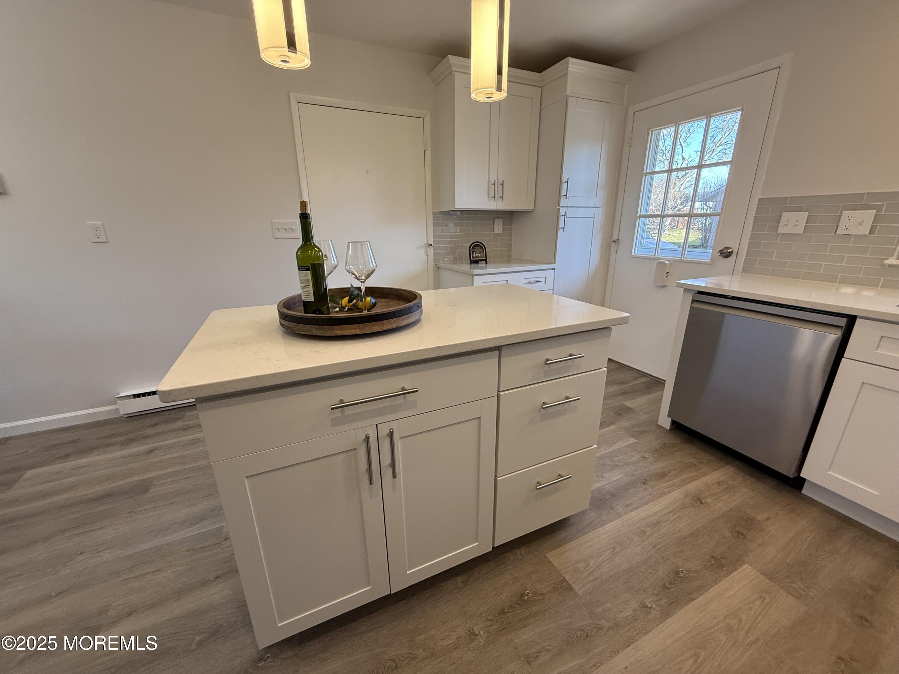 1255d Hamilton Court, Lakewood, New Jersey image 6