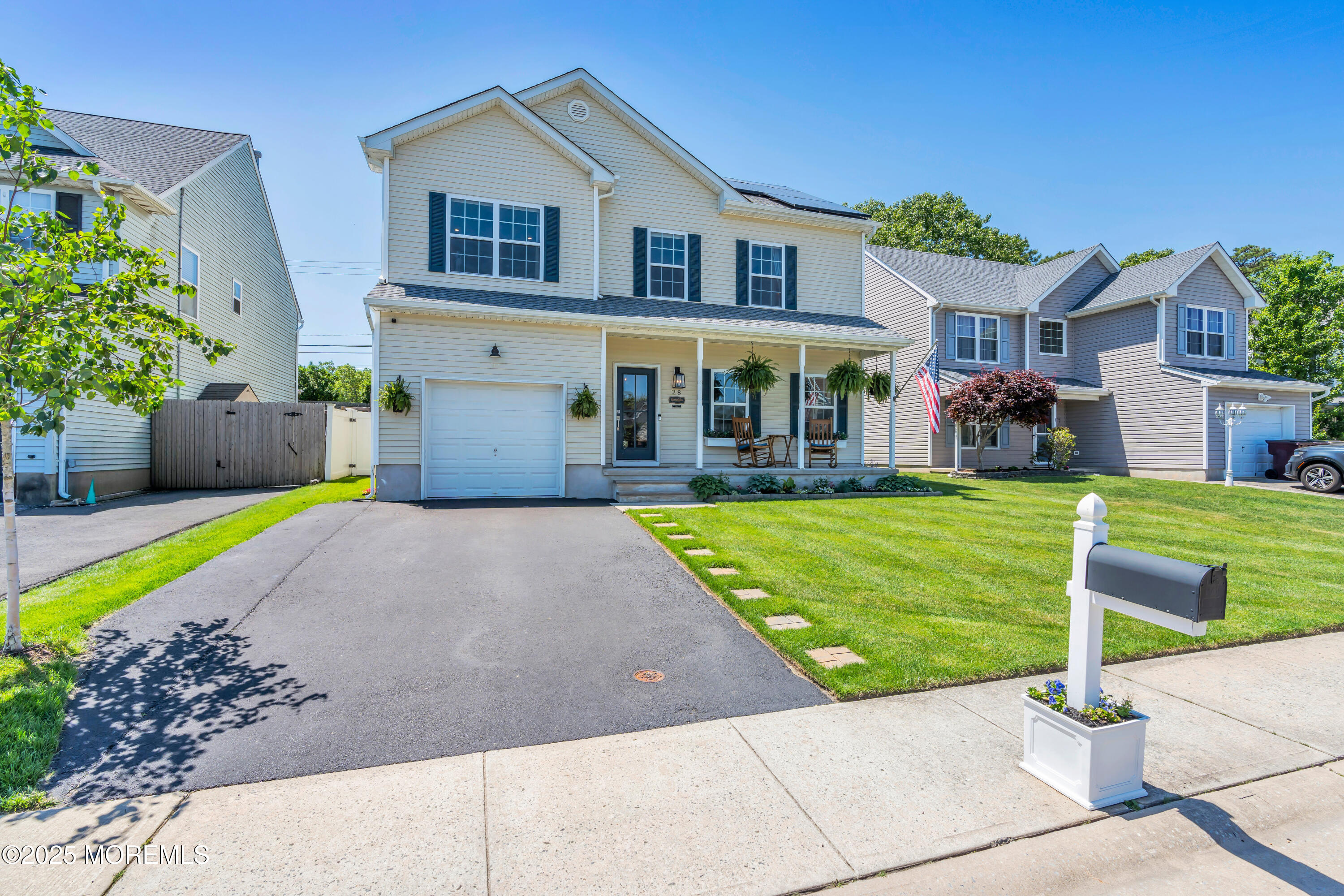 28 Dolphin Circle, Bayville, New Jersey image 4