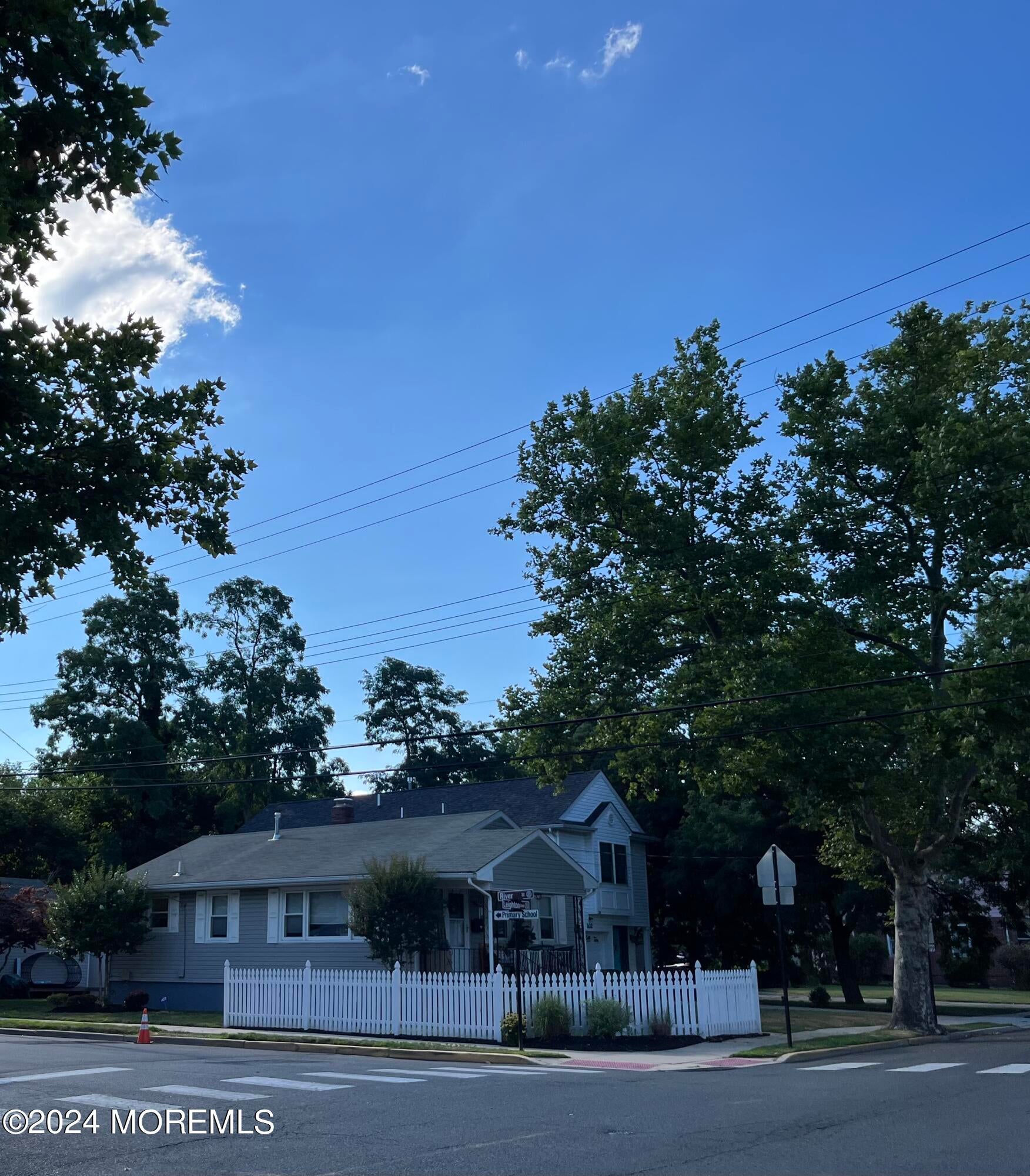 106 Leighton Avenue