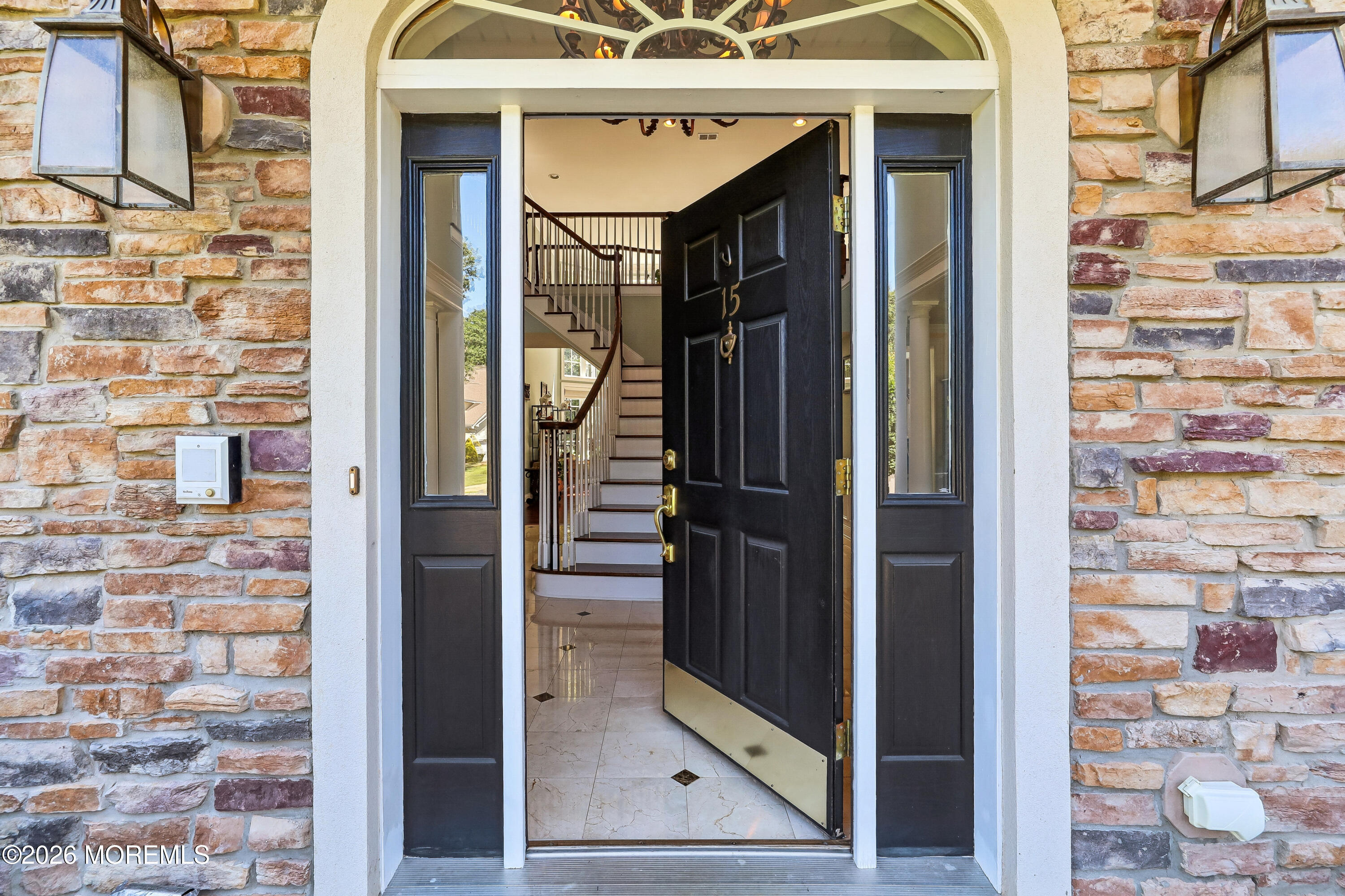 15 Livingston Court