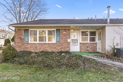 Condo For Sale - 37 Haven Drive<br/> Matawan, NJ 07747