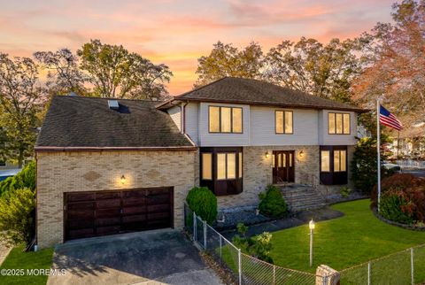 Photo of 2003 Teakwood Road, Toms River, NJ 08753 (MLS # 22536309)