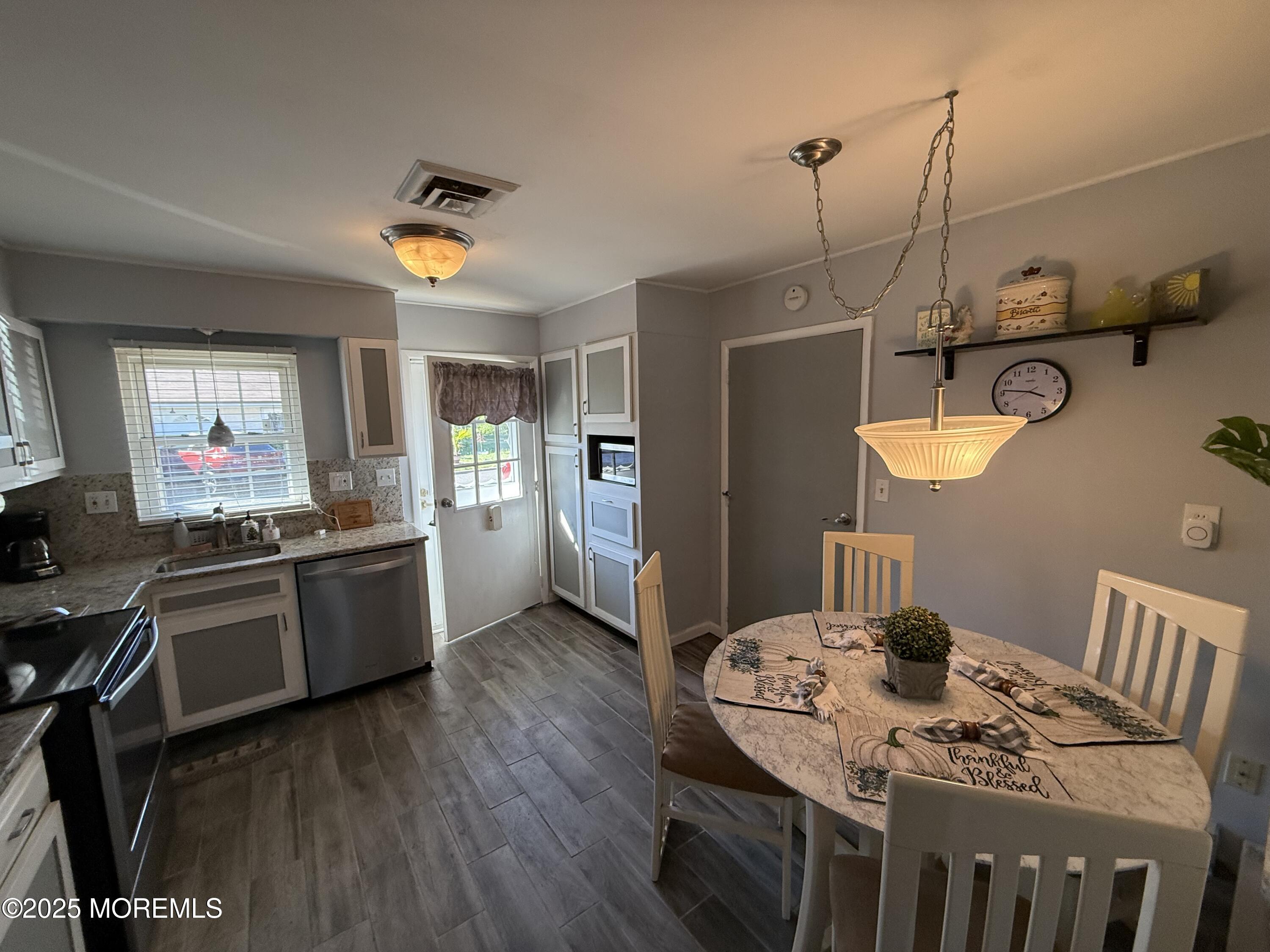 1134A Argyll Circle, Lakewood, New Jersey image 13