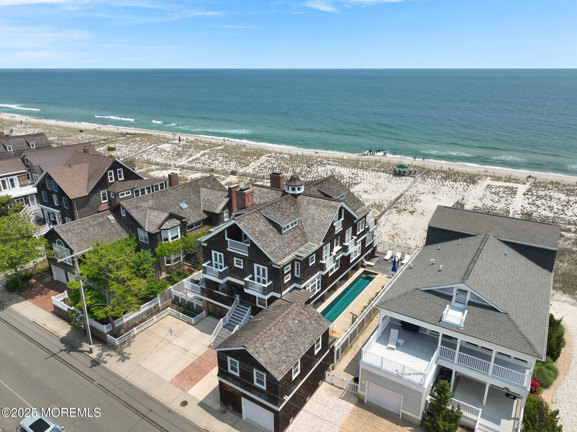 425 East Avenue