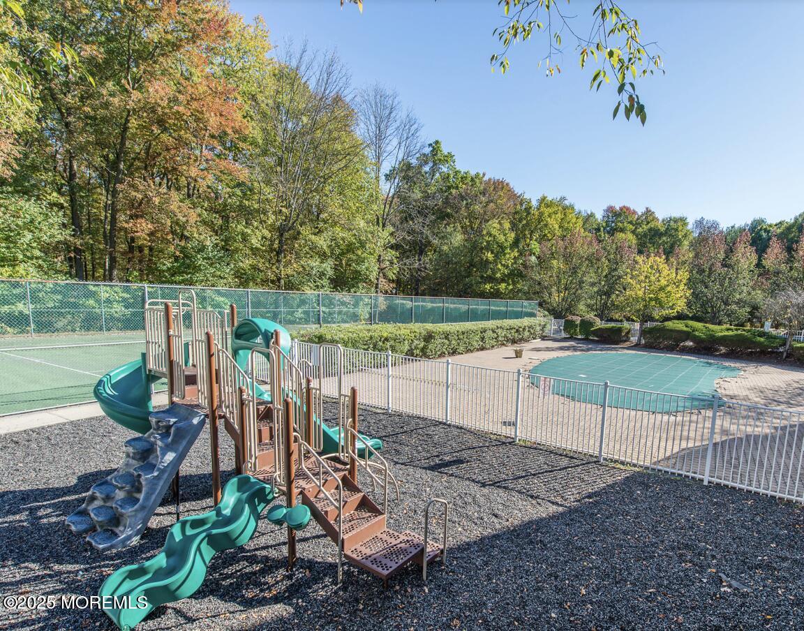 2304 Wendover Drive, Pompton Plains, New Jersey image 27