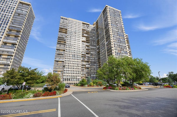 200 WINSTON DR # C0901, CLIFFSIDE PARK, NJ 07010 - Image 869c9daba7cfa9f7414ba5641c2f084e/1249906827