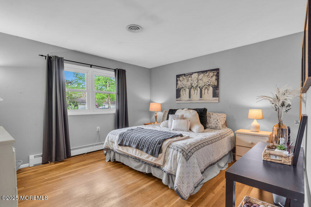 560 Oakhollow Lane, Lanoka Harbor, New Jersey image 5
