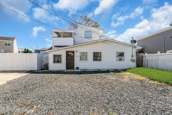 1712 BINNACLE RD, FORKED RIVER, NJ 08731 - Image 86b9680787aade7b140f8fa3473aee4d/2838622665