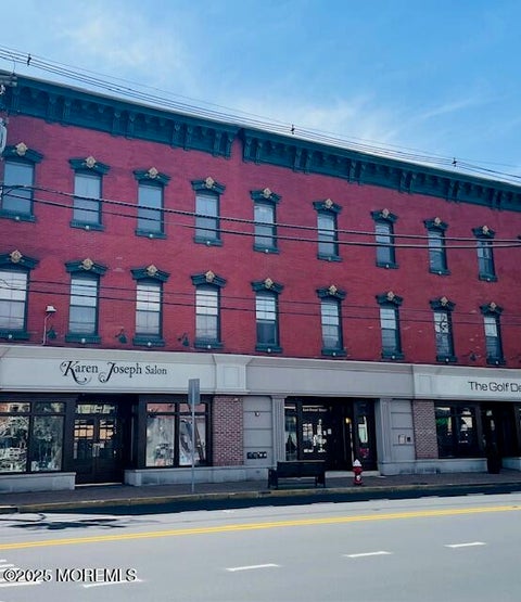 Apartment For Rent - 8 E Front Street #204<br/> Red Bank, NJ 07701