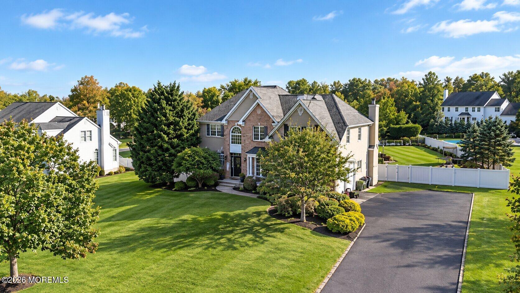 4 Lightfoot Drive