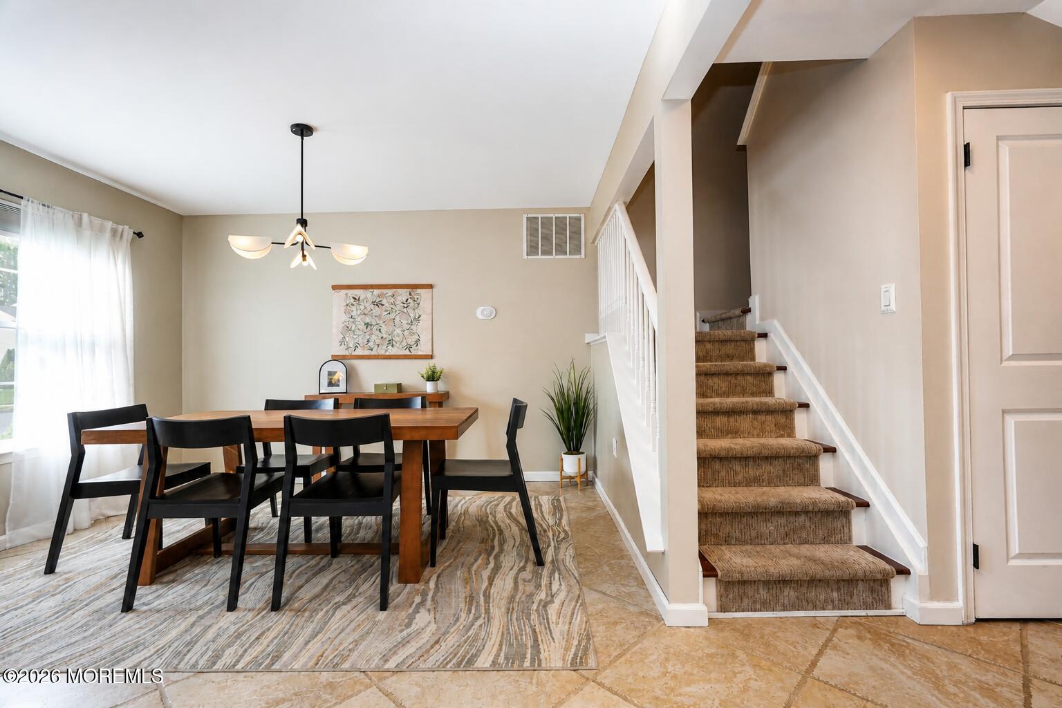 10 Shadow Ridge Court