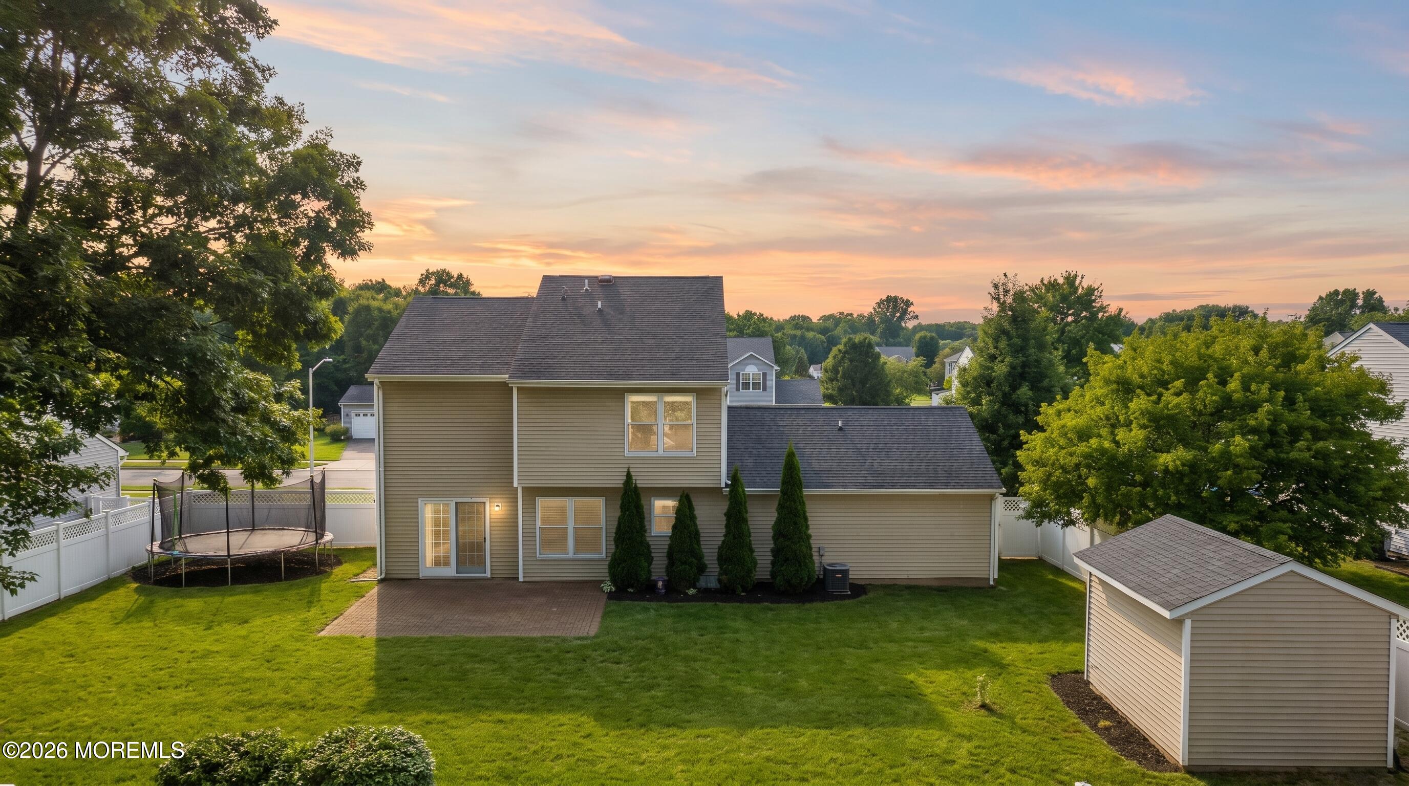 10 Shadow Ridge Court