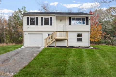 137 Red Bank Avenue Bayville NJ 08721