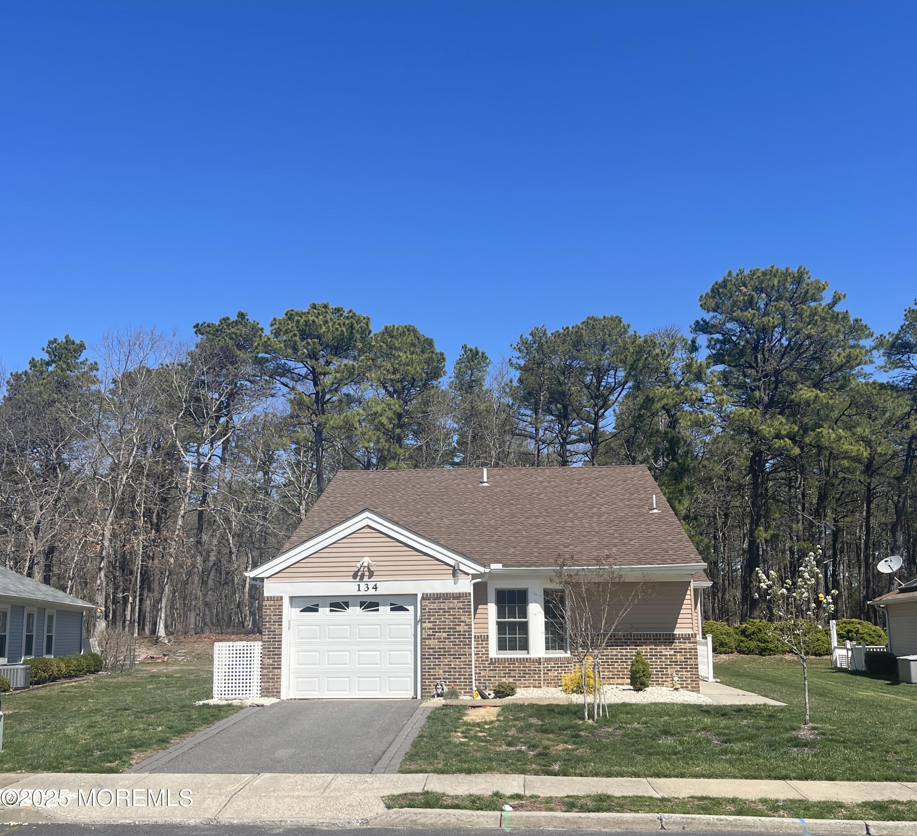 134 Pine Oak Boulevard, Barnegat, New Jersey image 4