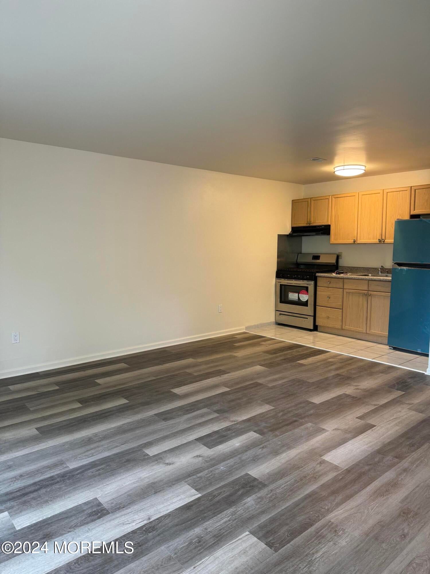 109 Second Avenue E