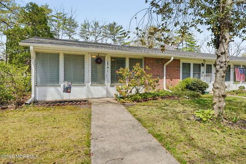 Photo of 167A Huntington Drive, Lakewood, NJ 08701 (MLS # 22610666)