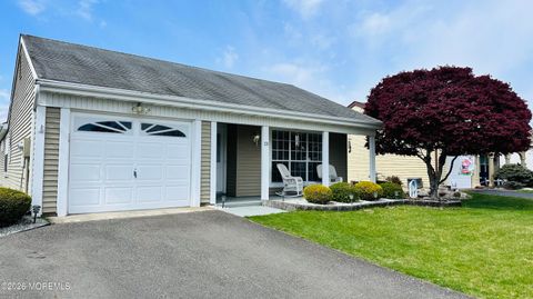 Photo of 13 Romford Lane, Manchester, NJ 08759 (MLS # 22611169)