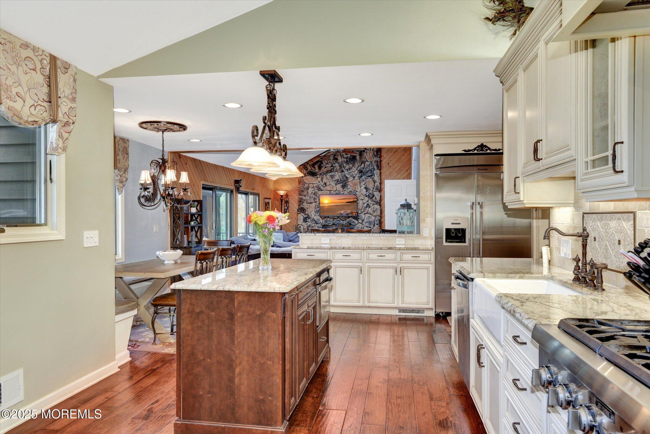 980 W Front Street, Red Bank, New Jersey image 35