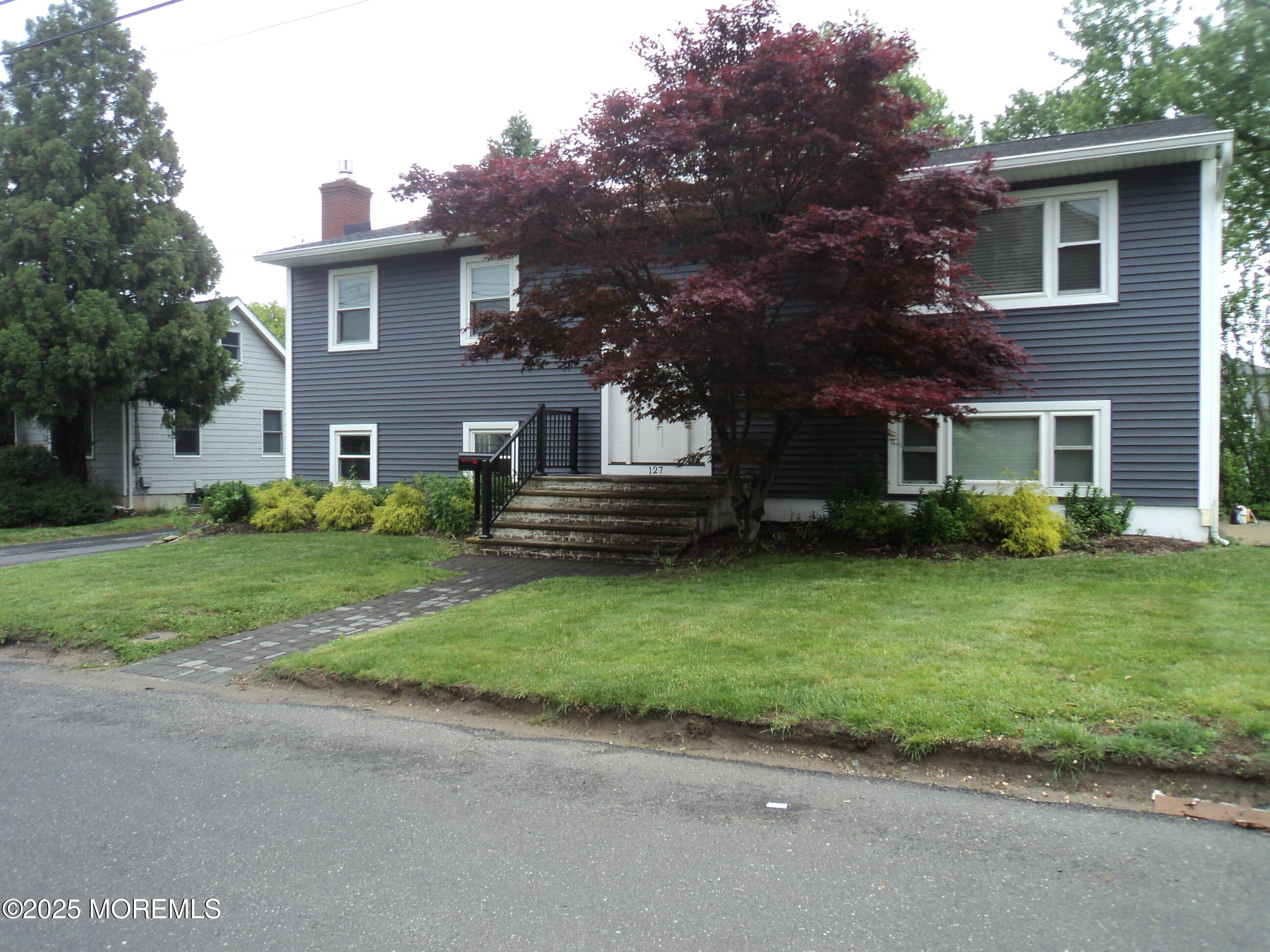 127 Hulick Street
