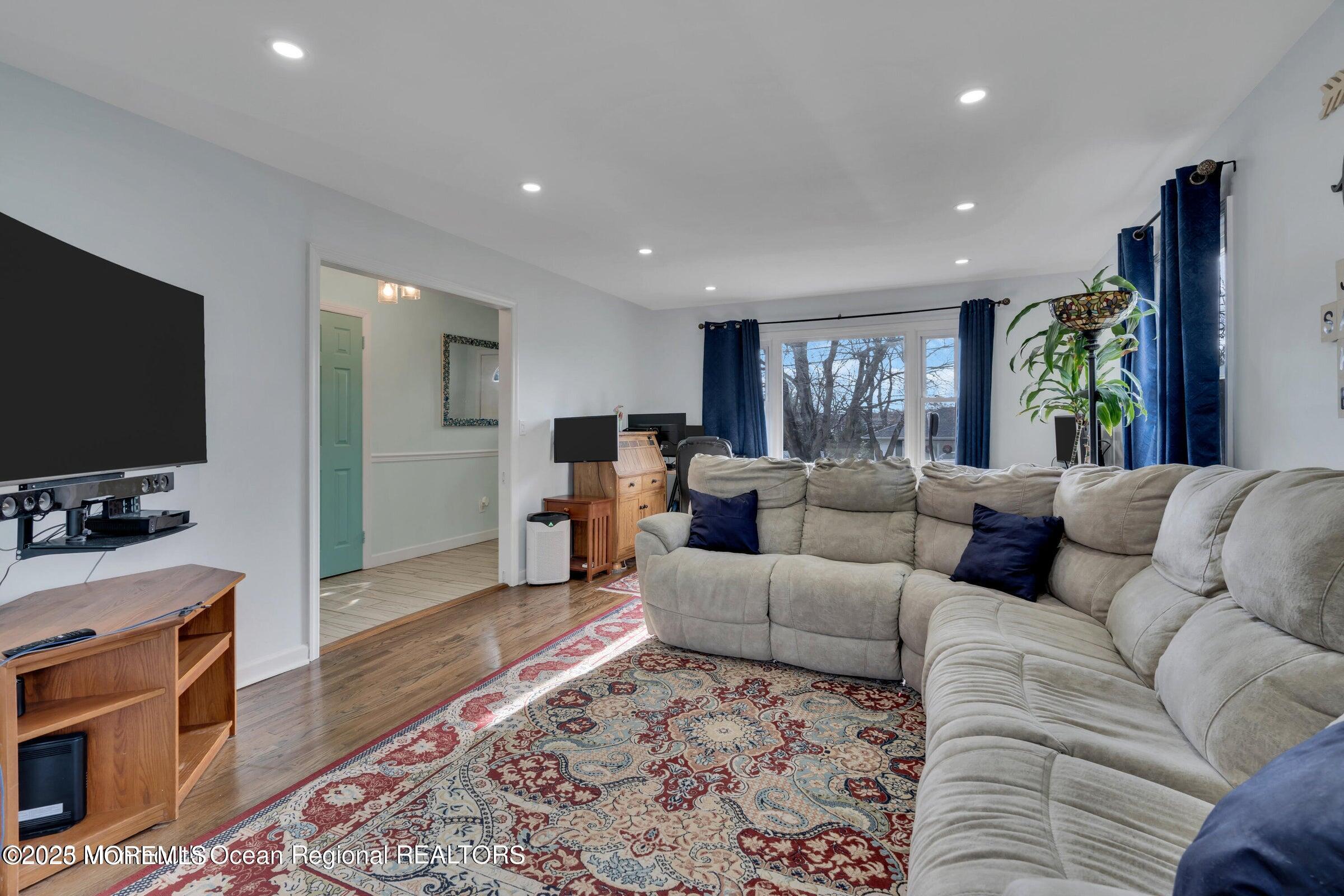 1114 Mohegan Road, Manasquan, New Jersey image 8