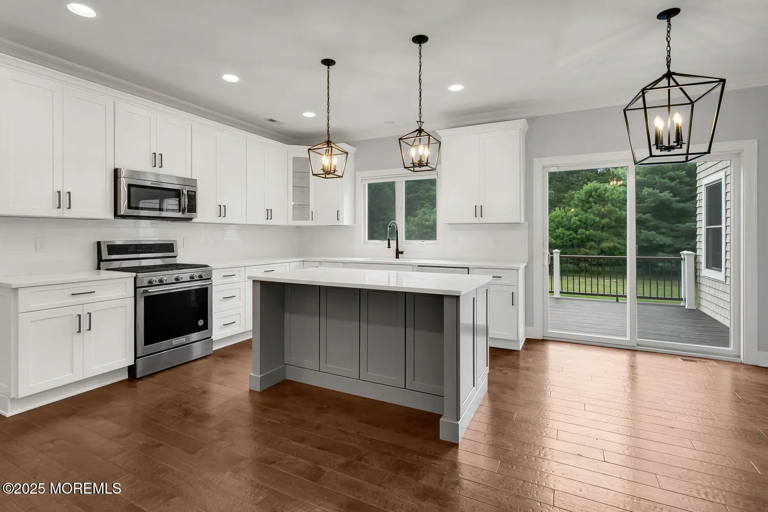 Colts Neck, New Jersey 07722, United States, 4 Bedrooms Bedrooms, ,5 BathroomsBathrooms,Residential,Active,202509