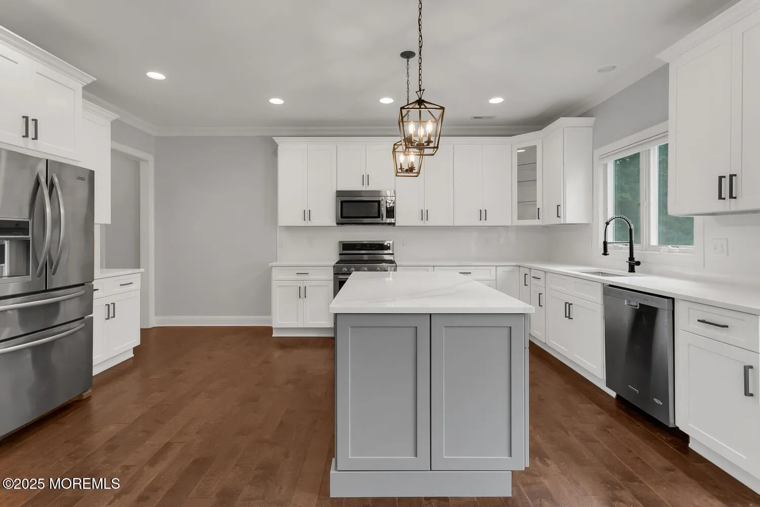 Colts Neck, New Jersey 07722, United States, 4 Bedrooms Bedrooms, ,5 BathroomsBathrooms,Residential,Active,202509