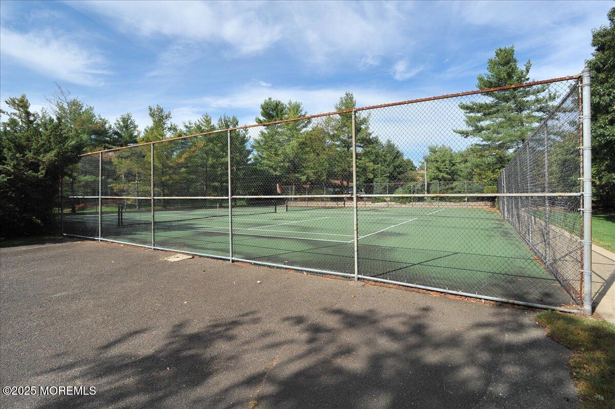 182 Heywood Court #103, Matawan, New Jersey image 42
