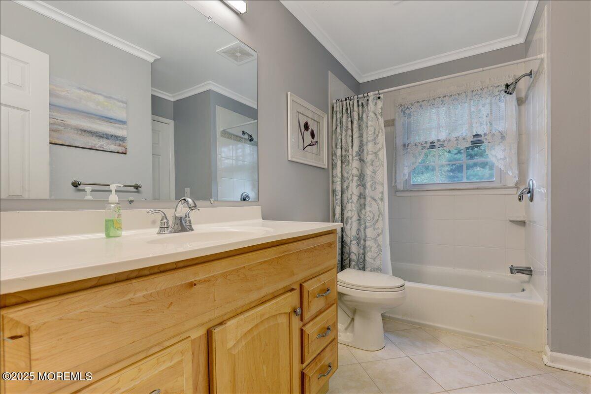 4 High Street, Morganville, New Jersey image 21