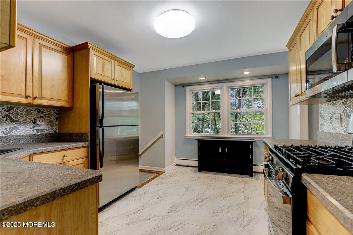 4 High Street, Morganville, New Jersey image 12