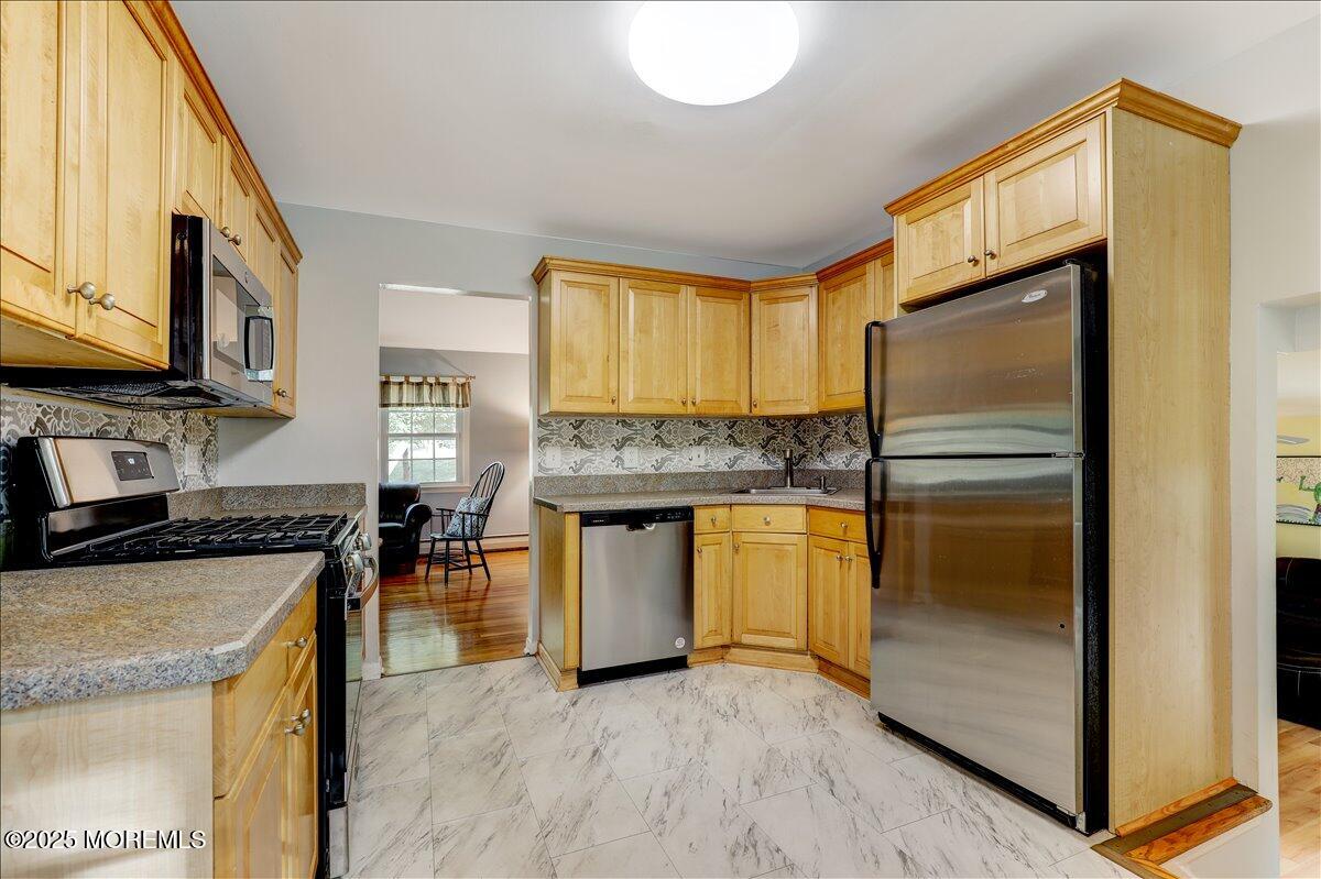 4 High Street, Morganville, New Jersey image 14