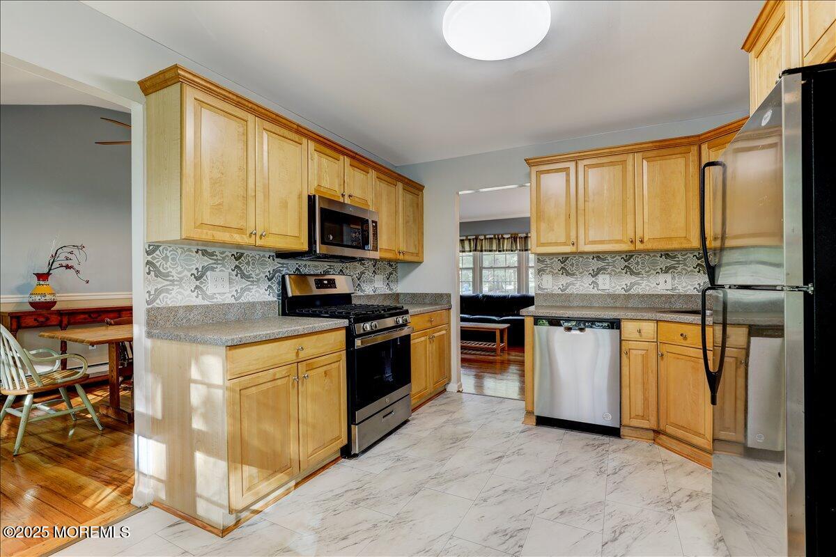 4 High Street, Morganville, New Jersey image 15