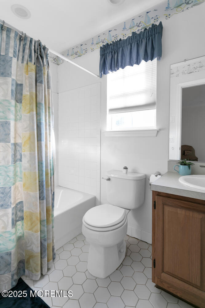 16 Deborah Lane, Howell, New Jersey image 20