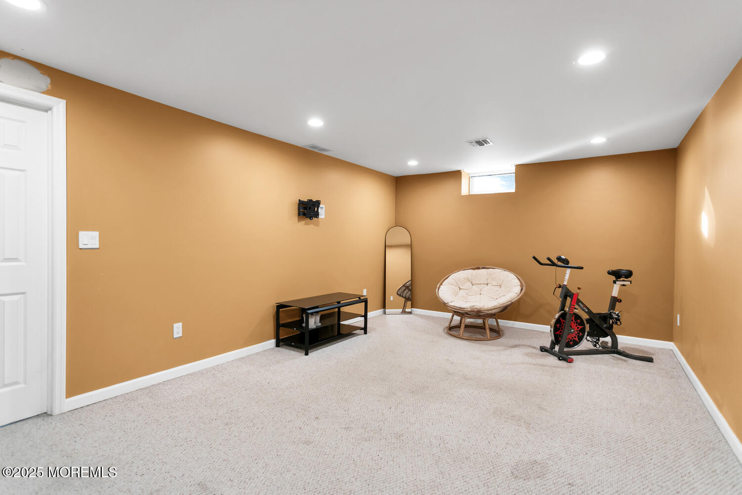 16 Deborah Lane, Howell, New Jersey image 23