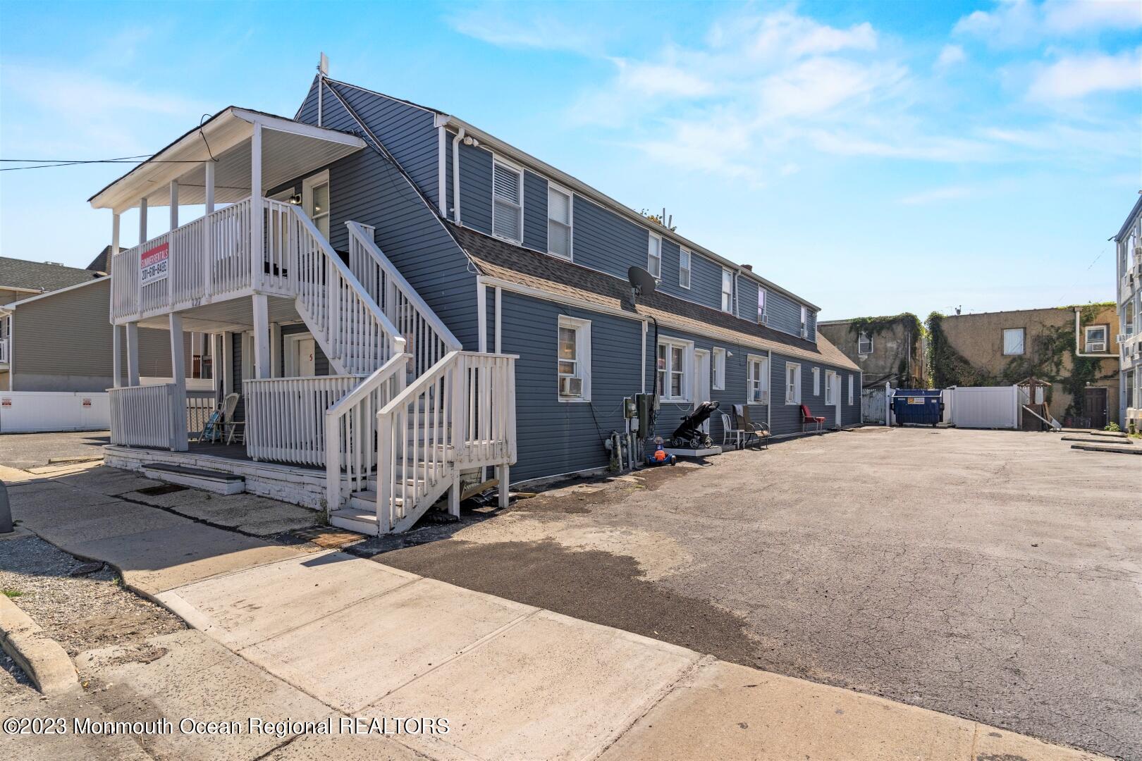 127 Carteret Avenue