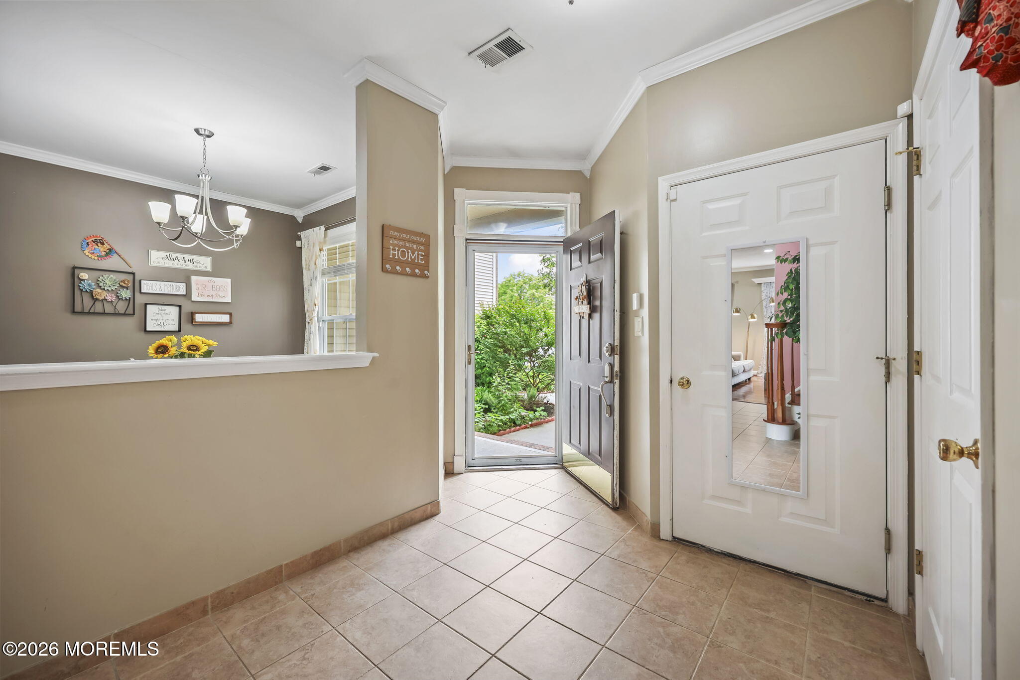 90 Banyan Boulevard