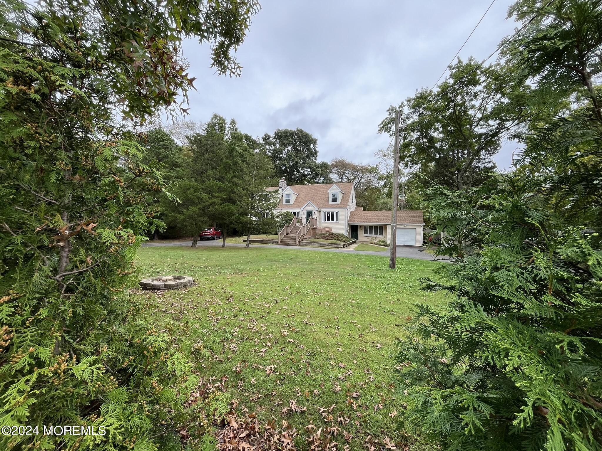 189 Tennent Road, Morganville, New Jersey image 4