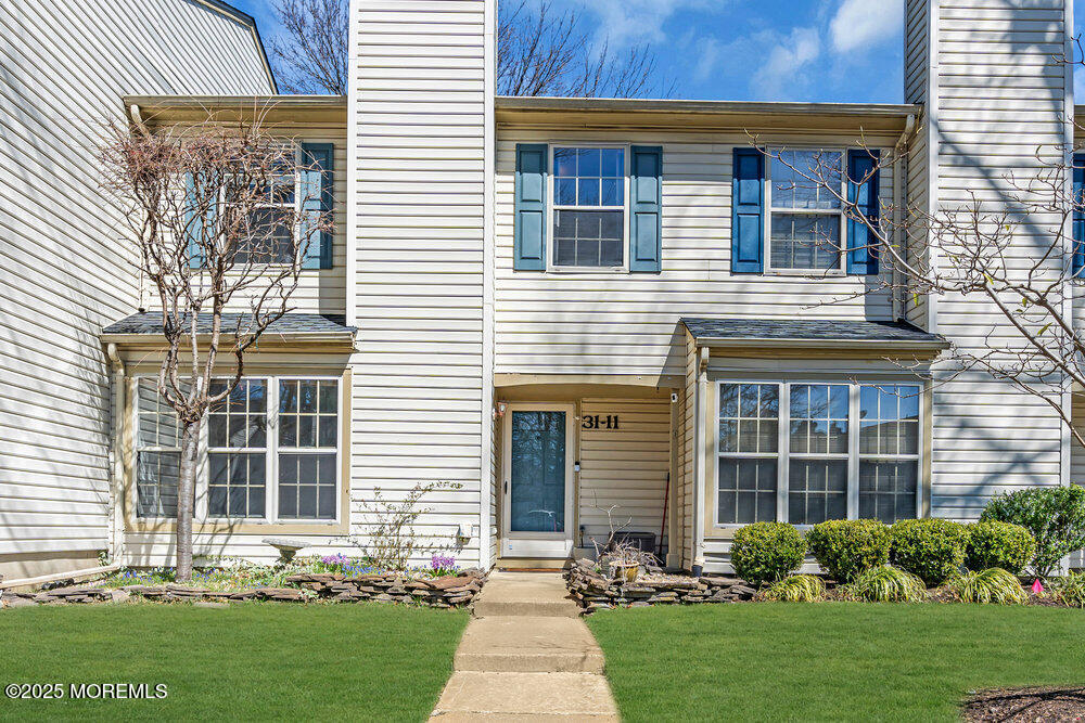 31-11 Trumbull Drive, Freehold, New Jersey image 2