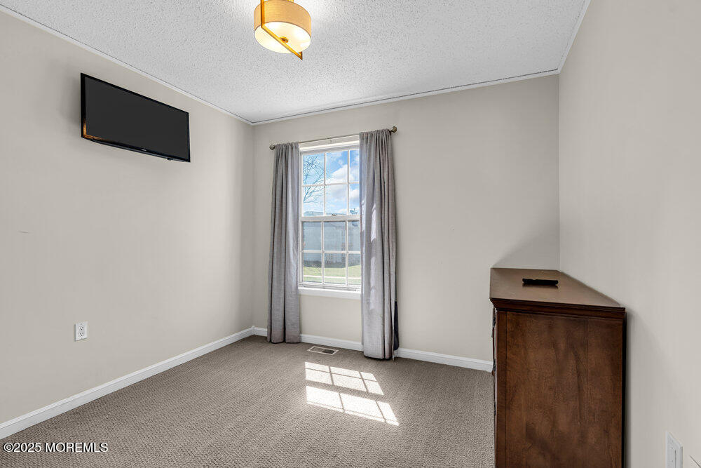 31-11 Trumbull Drive, Freehold, New Jersey image 13