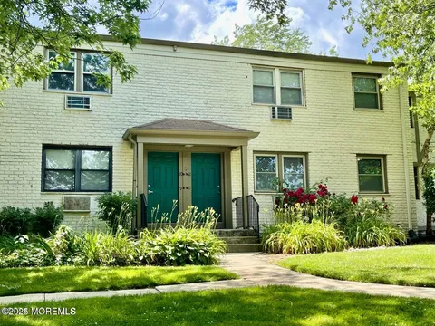 MLS: 22508176