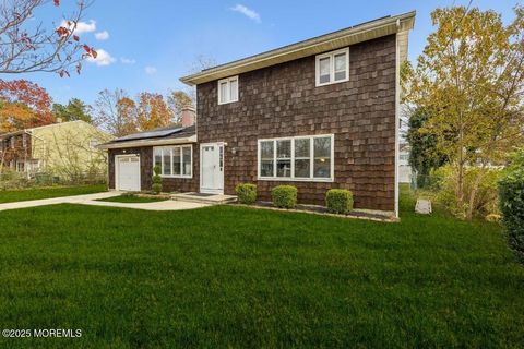 Photo of 411 Pacific Avenue, Beachwood, NJ 08722 (MLS # 22534916)