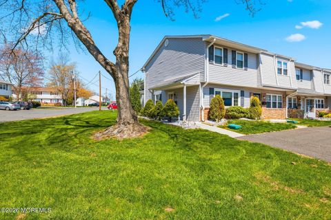 Photo of 52 Galewood Drive #637, Matawan, NJ 07747 (MLS # 22609928)