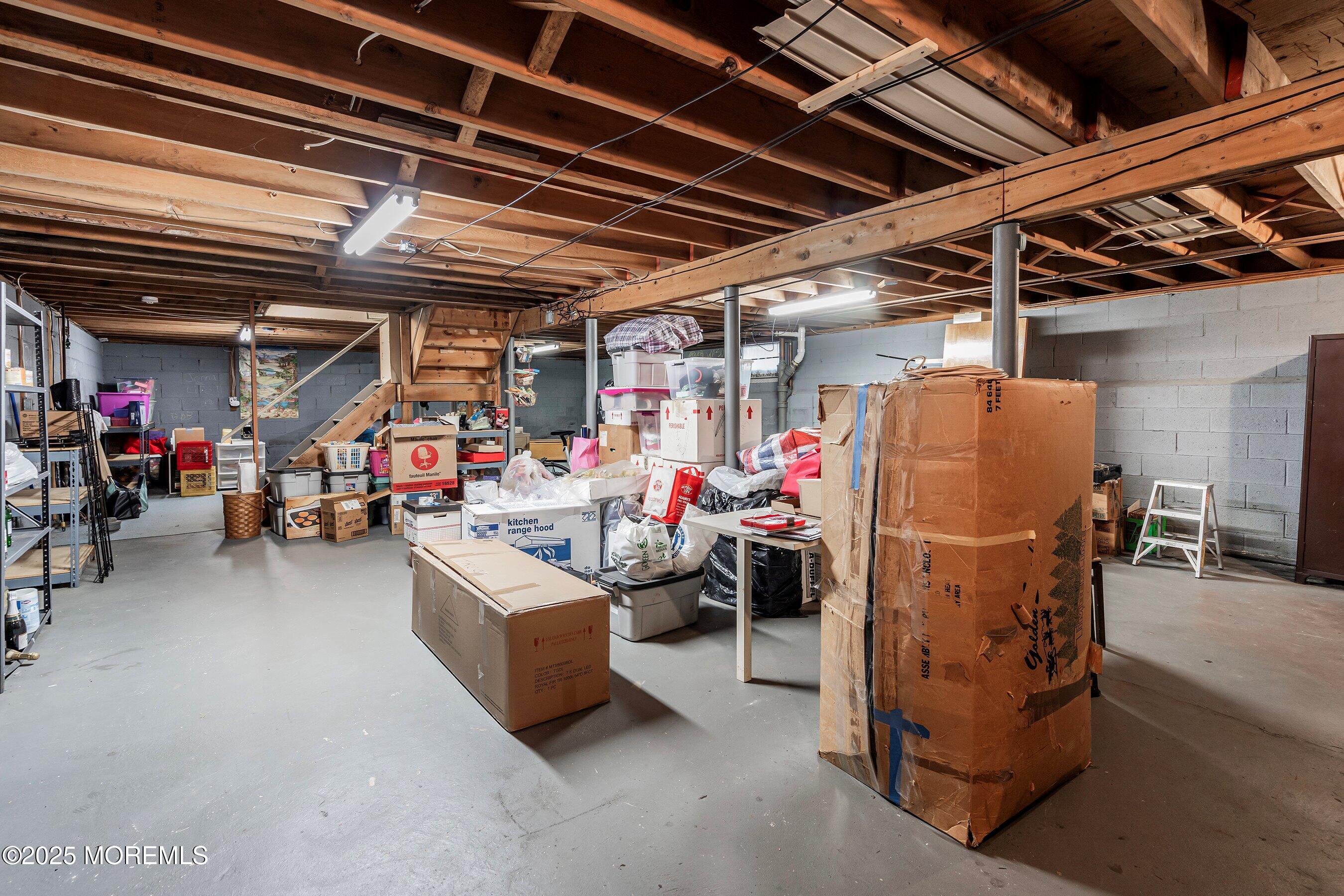 17 Porsche Drive, Matawan, New Jersey image 27