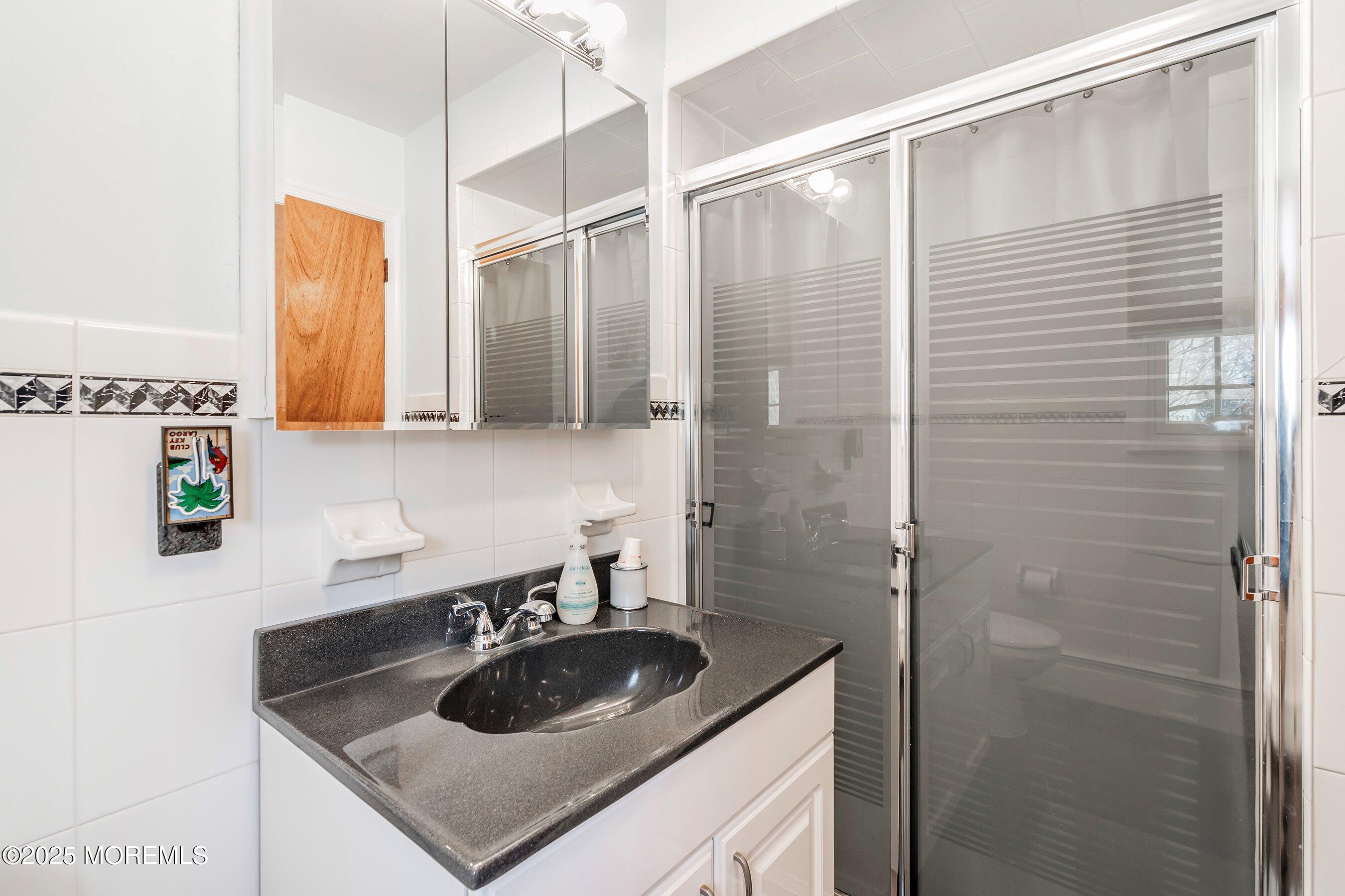 17 Porsche Drive, Matawan, New Jersey image 26